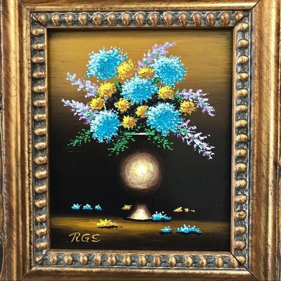 Blue Chrysanthemums Detailed Floral Painting with Vase by Roy Swanson - Picture 4 of 14